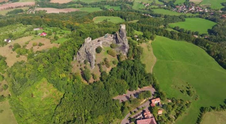 Trosky State Castle, Troskovice, Czechia, Czech Republic (Czechia)